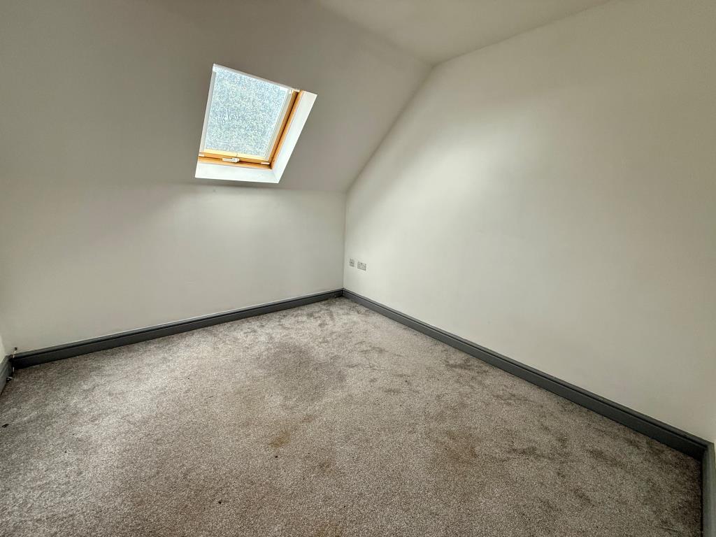 Lot: 57 - THREE-BEDROOM TERRACE HOUSE - Bedroom two